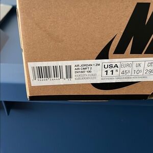 Nike Air Jordan 1 Zoom CMFT 2 - Black 🍊and White🔥🔥🔥